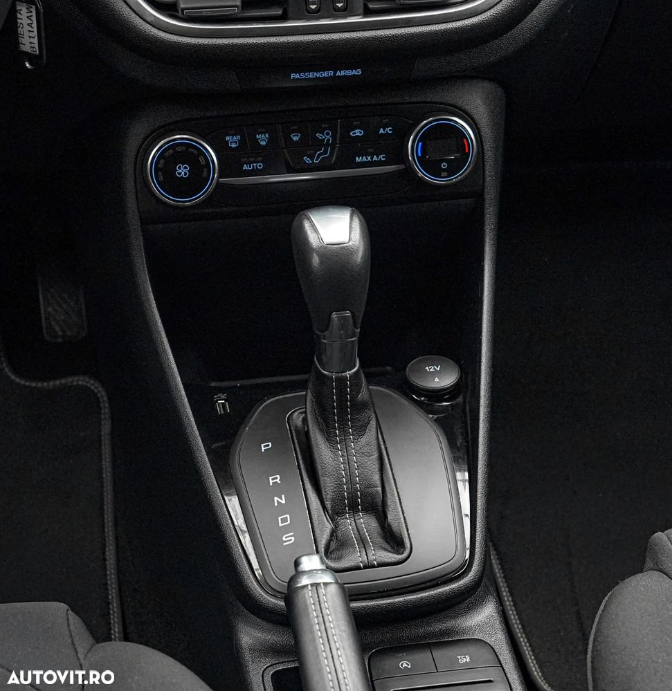 Ford Fiesta 1.0 EcoBoost Powershift Titanium - 21
