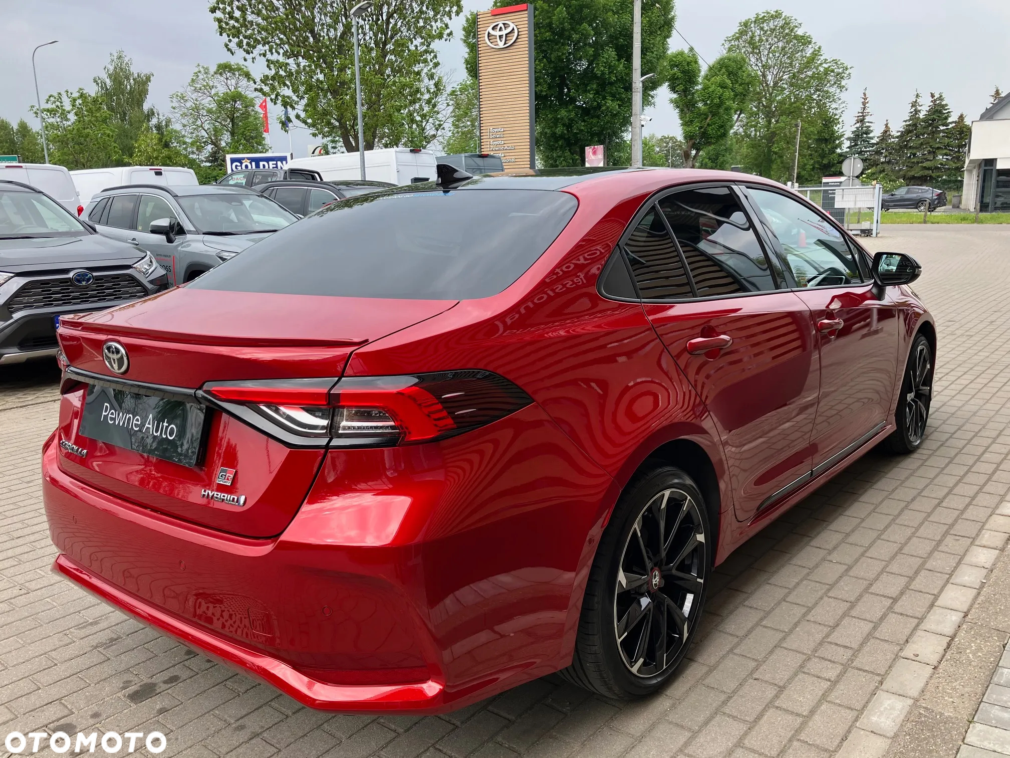 Toyota Corolla 1.8 Hybrid GR Sport Dynamic - 10