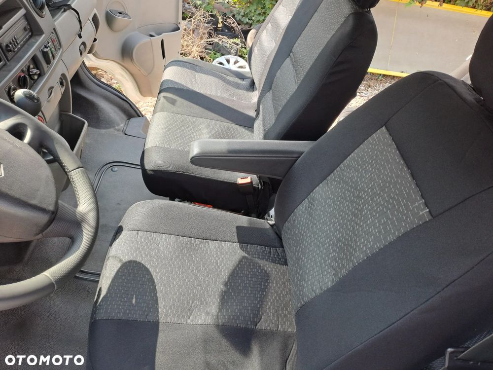 Renault Master - 18