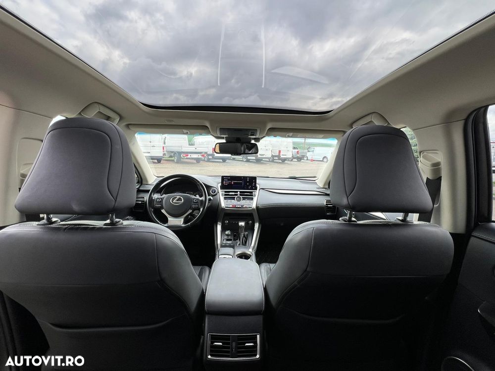 Lexus Seria NX 300h AWD Luxury - 16