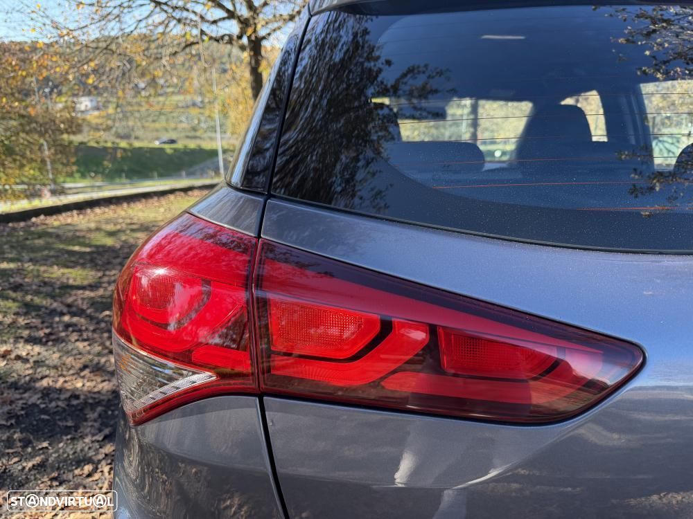 Hyundai i20 1.1 CRDi Access Plus - 13