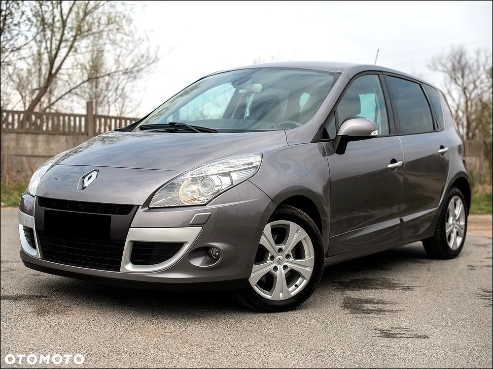 Renault Scenic - 1