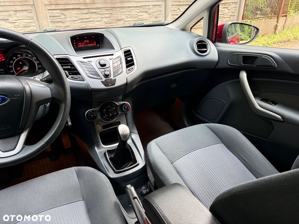 Ford Fiesta 1.25 Titanium - 23