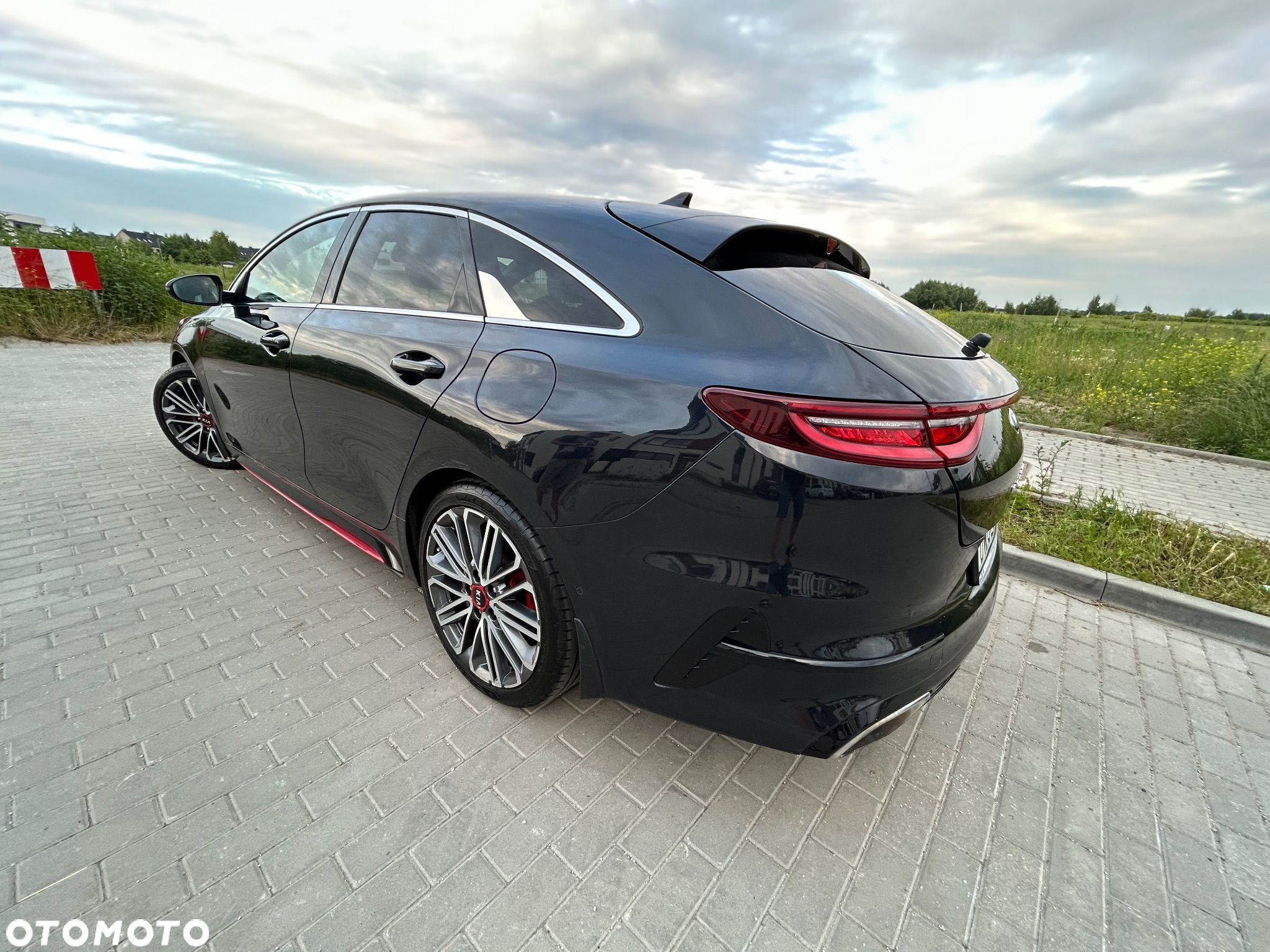 Kia ProCeed 1.6 T-GDI GT DCT - 6
