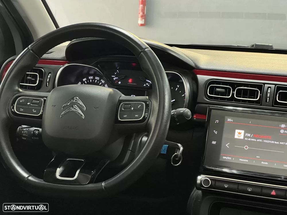 Citroën C3 1.2 PureTech Shine - 18