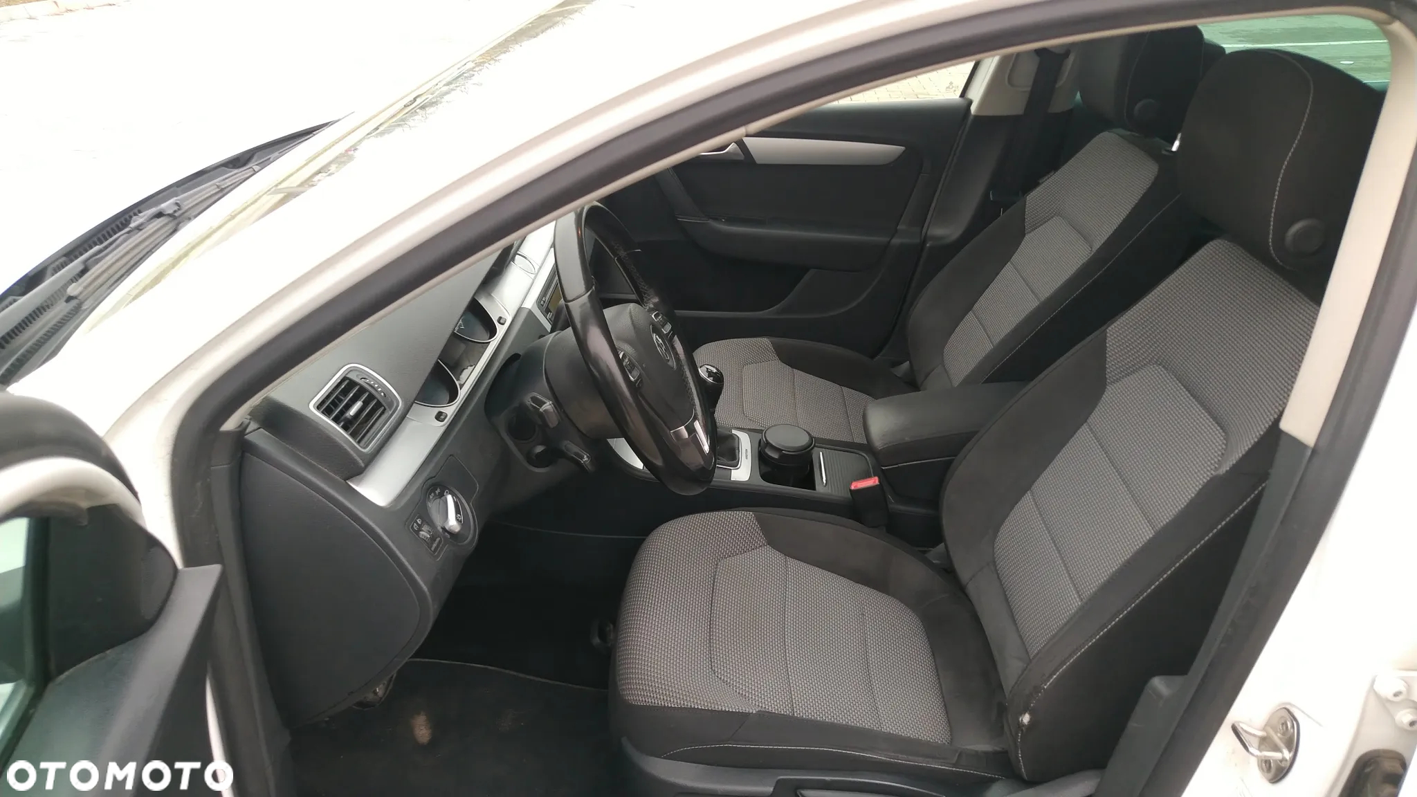 Volkswagen Passat Alltrack - 25
