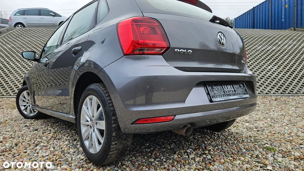 Volkswagen Polo 1.4 TDI (Blue Motion Technology) Comfortline - 15