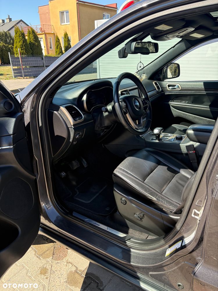 Jeep Grand Cherokee - 10