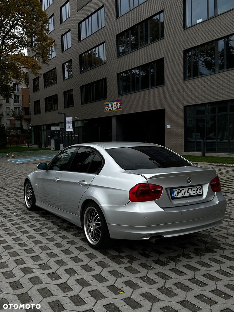 BMW Seria 3 320d - 3