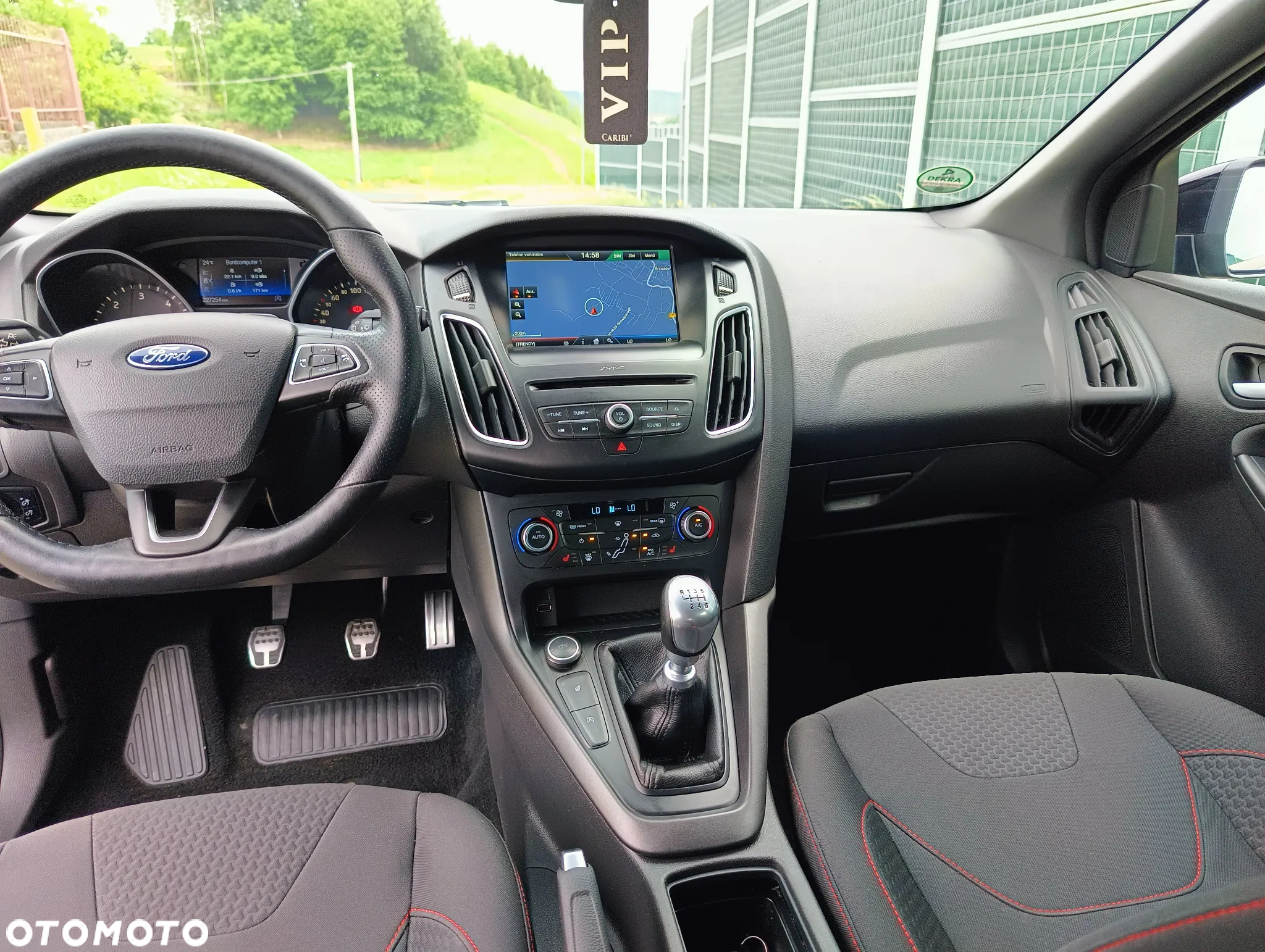 Ford Focus 2.0 TDCi ST-Line Black ASS - 25