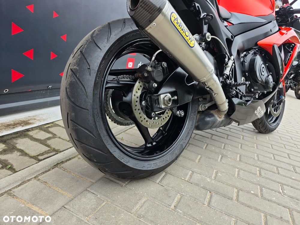 Suzuki GSX-R - 7