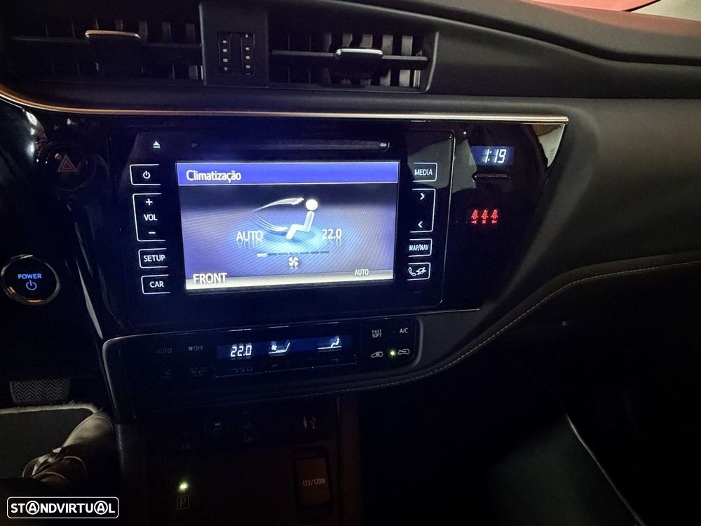 Toyota Auris Touring Sports 1.8 HSD Comfort +P.Sport+Navi - 14