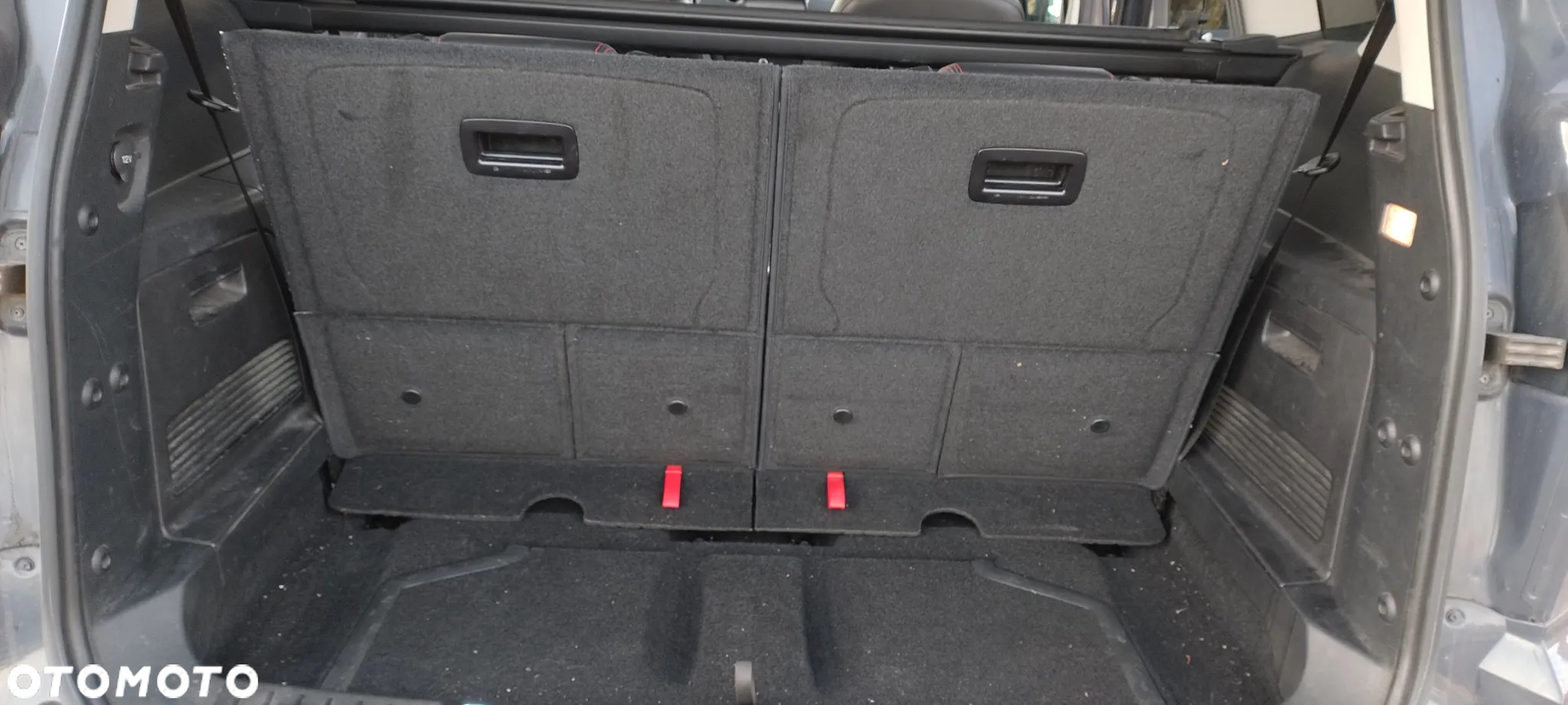 Ford S-Max - 10