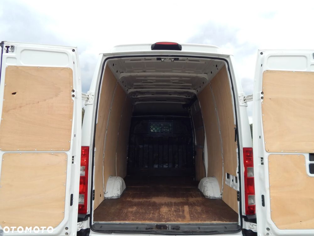 Iveco DAILY 35S15 2,3HPI L2H2 LIFT - 25