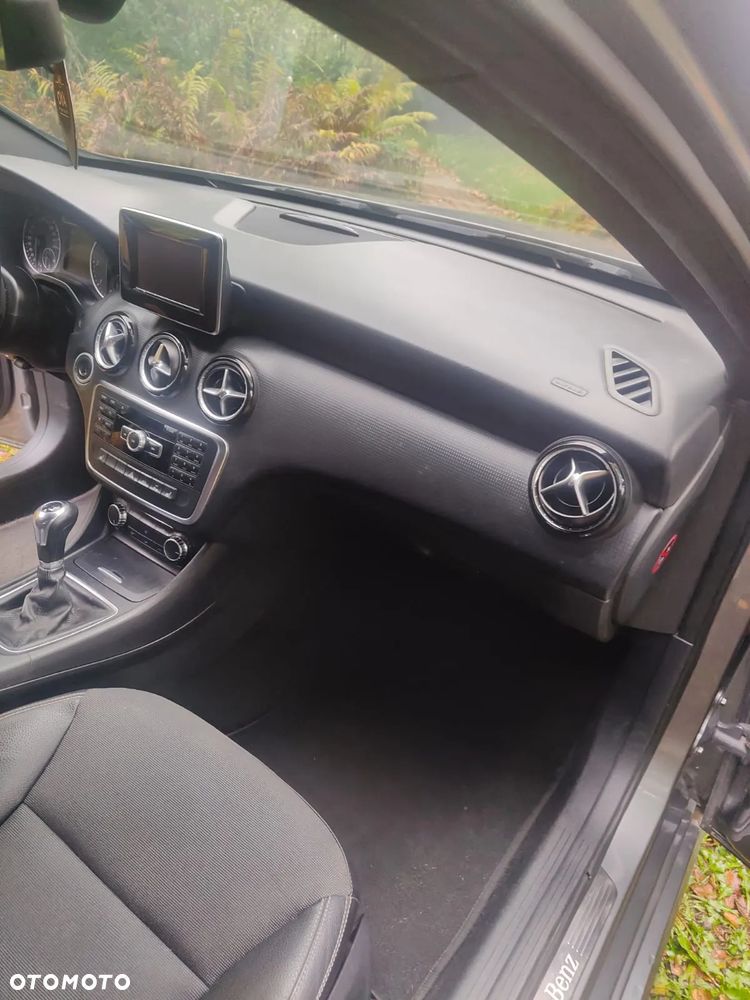 Mercedes-Benz Klasa A 180 CDI BlueEffICIENCY Edition - 14