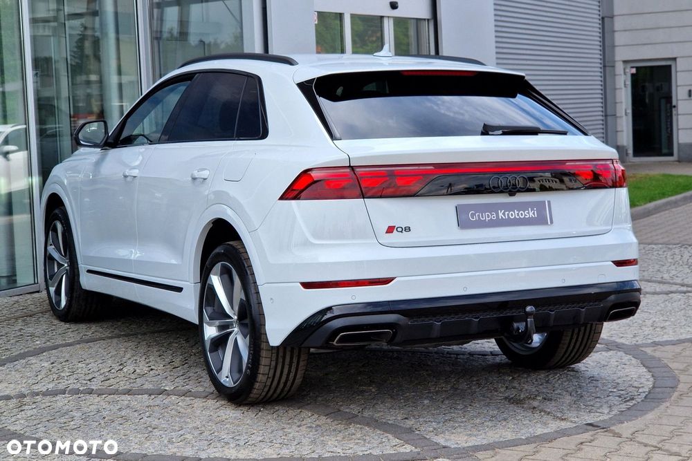 Audi Q8 - 9