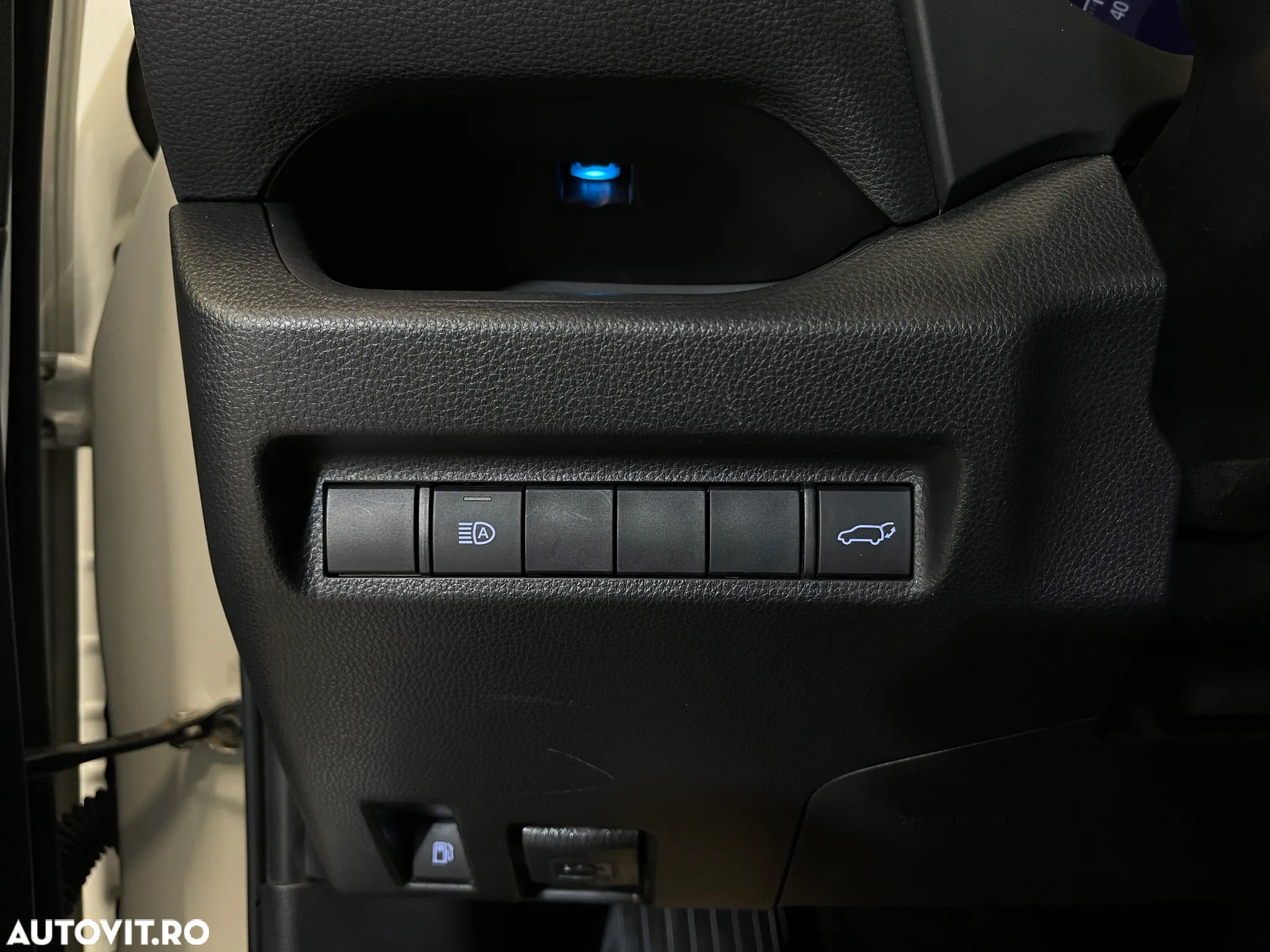 Toyota RAV4 2.5 Hybrid VVT-iE 4x4 Exclusive - 26