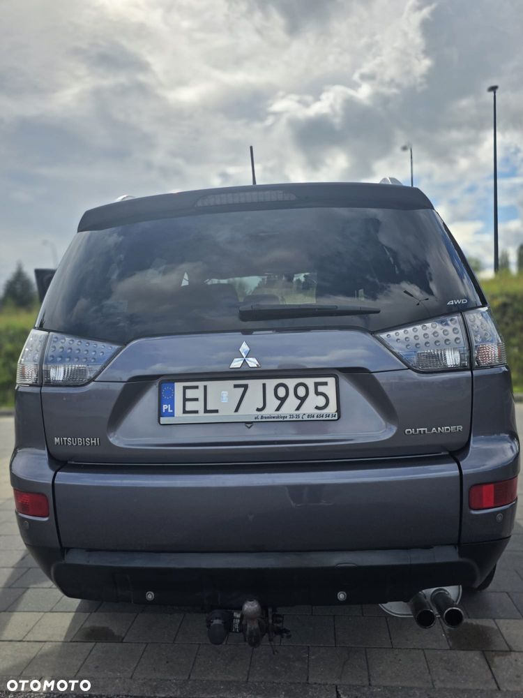 Mitsubishi Outlander 2.0 DID Intense + - 4
