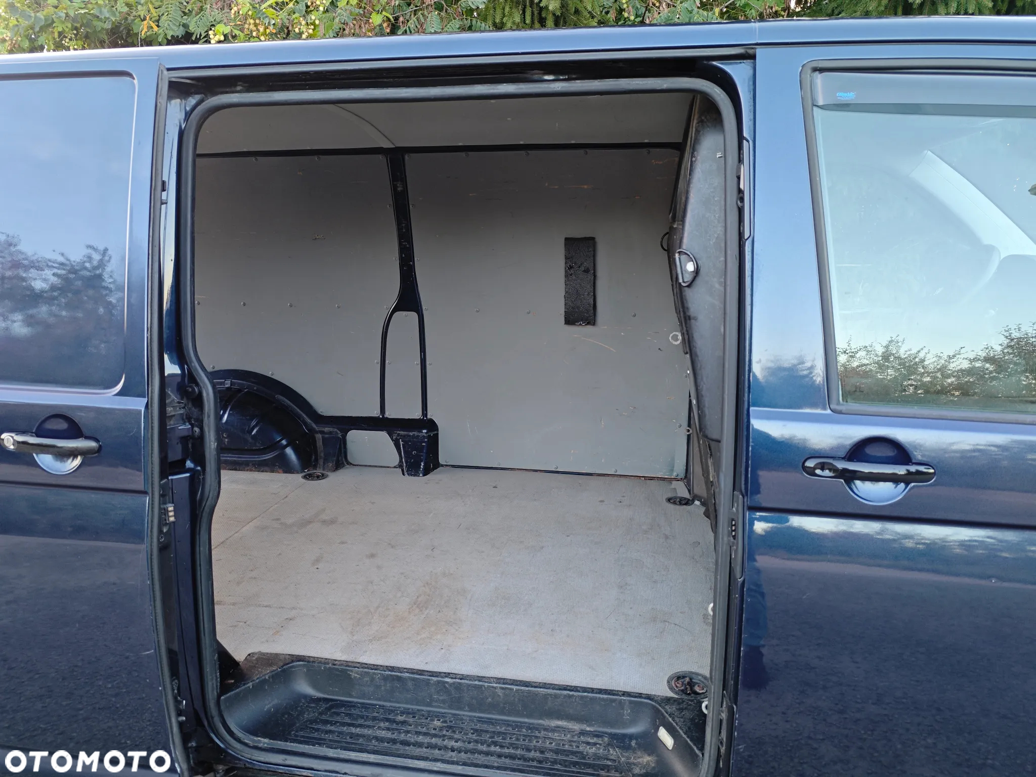 Volkswagen TRANSPORTER T5 - 7