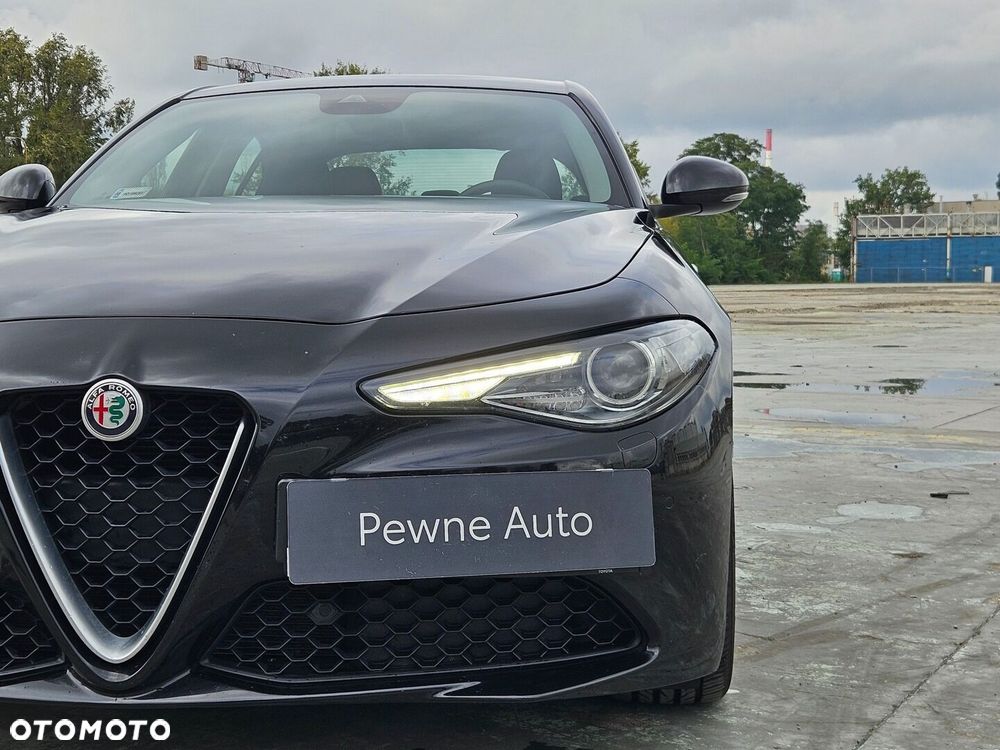 Alfa Romeo Giulia 2.0 Turbo - 3