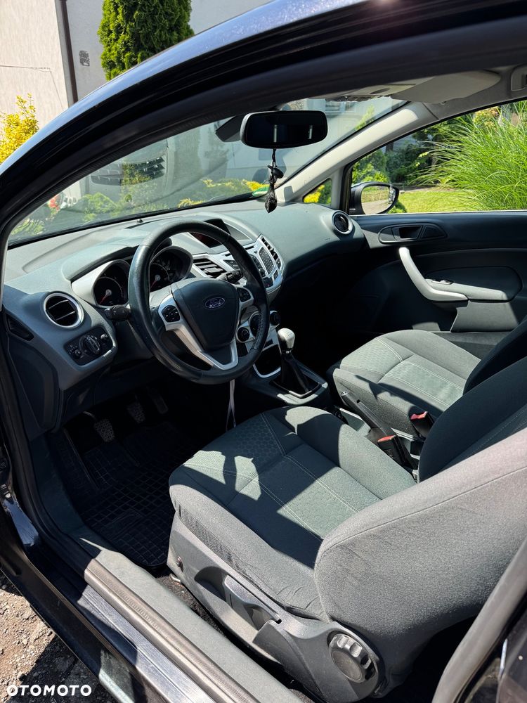 Ford Fiesta 1.4 Trend - 9
