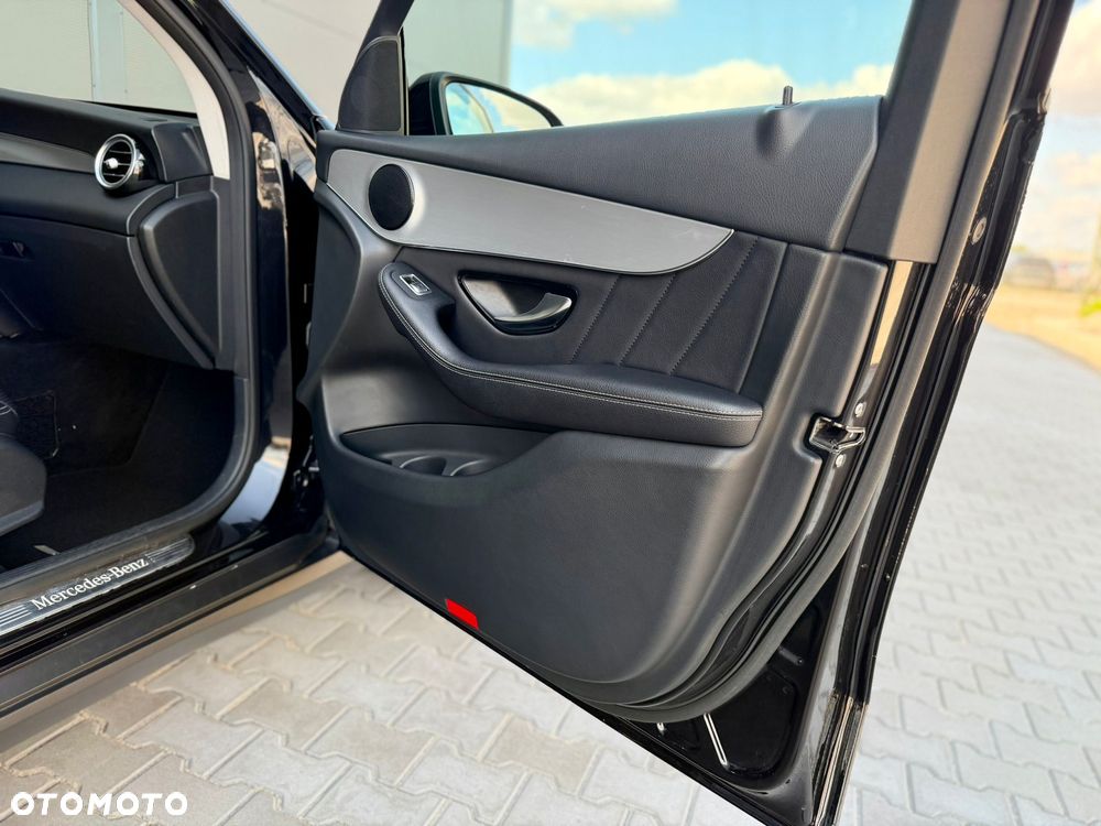 Mercedes-Benz GLC 300 4-Matic - 22