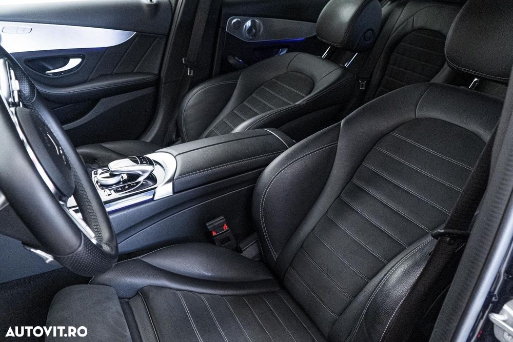 Mercedes-Benz C 300 e 9G-TRONIC AMG Line - 12