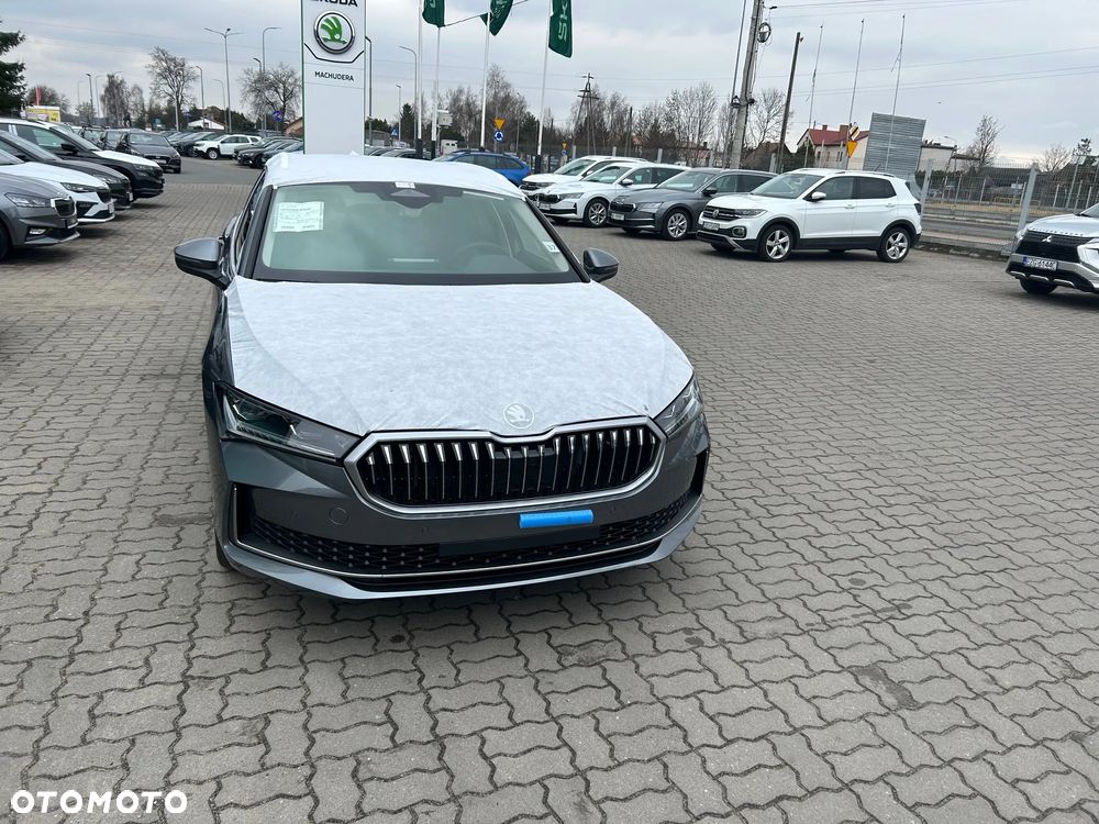 Skoda Superb 2.0 TDI SCR Drive DSG - 7