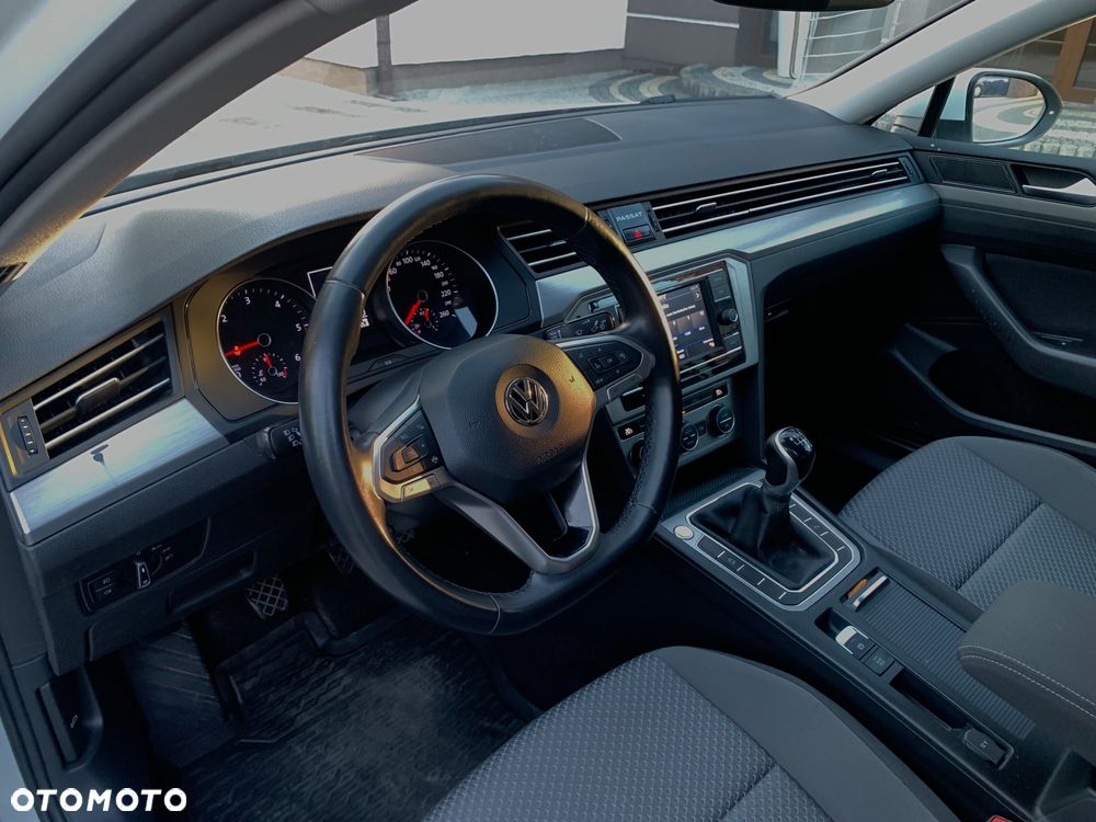 Volkswagen Passat 2.0 TDI EVO Elegance - 8