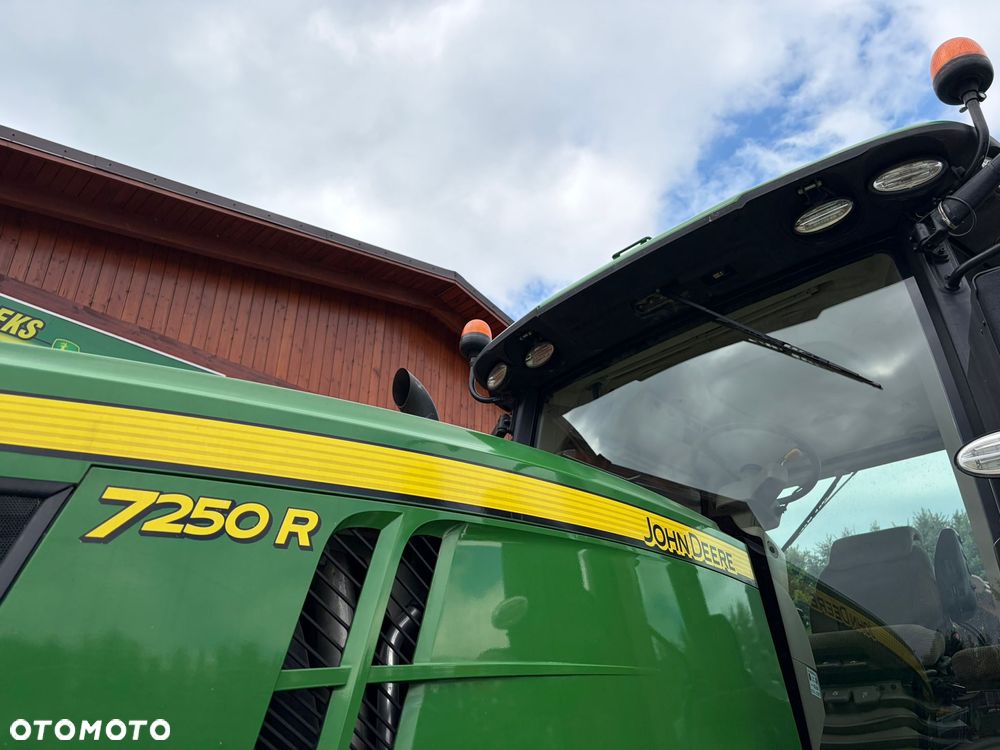 John Deere 7250R - 11