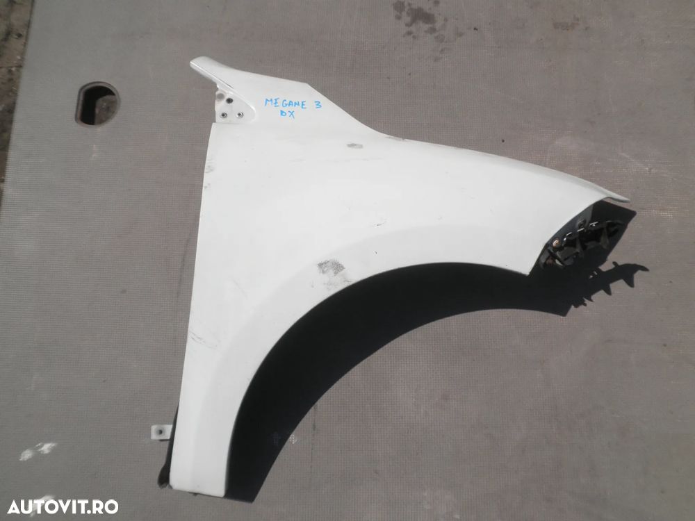 Aripa dreapta fata Renault Megane 3
