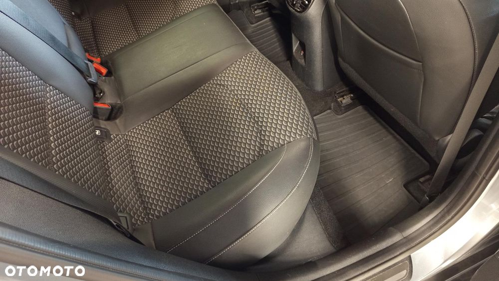 Kia XCeed 1.5 T-GDI L DCT - 14