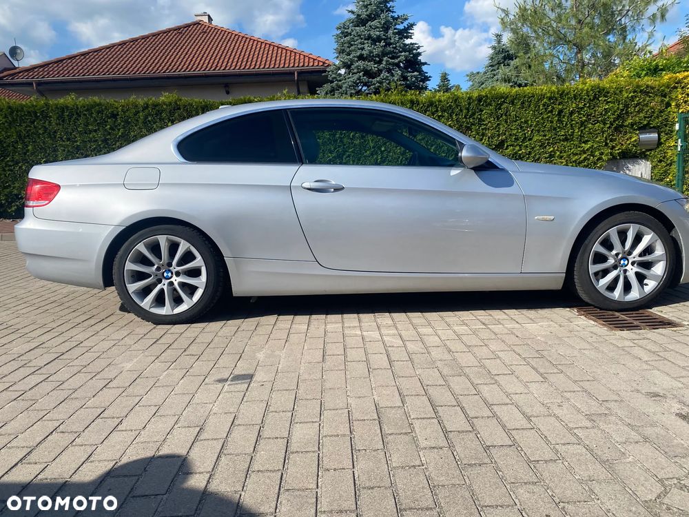 BMW Seria 3 330xd - 2