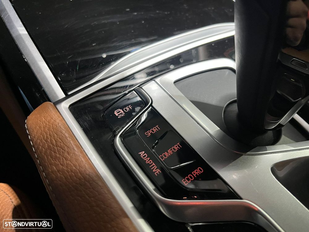 BMW 750 d xDrive Pack M Auto - 19