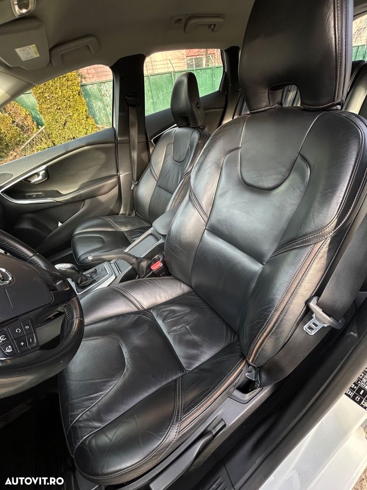 Volvo V40 D2 Geartronic Ocean Race - 14