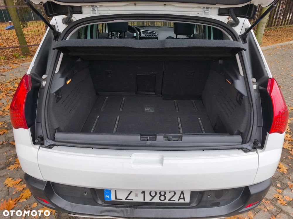 Peugeot 3008 2.0 HDi HYbrid4 - 14