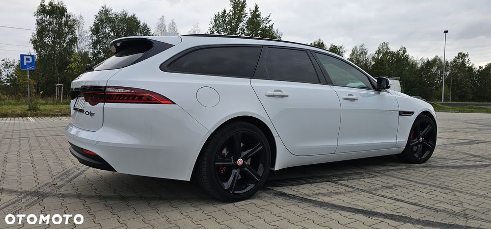 Jaguar XF - 5