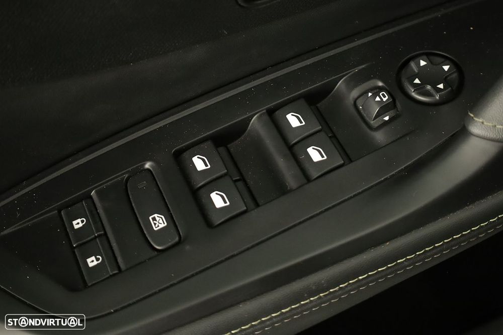 Peugeot 308 1.2 PureTech GT EAT8 - 19