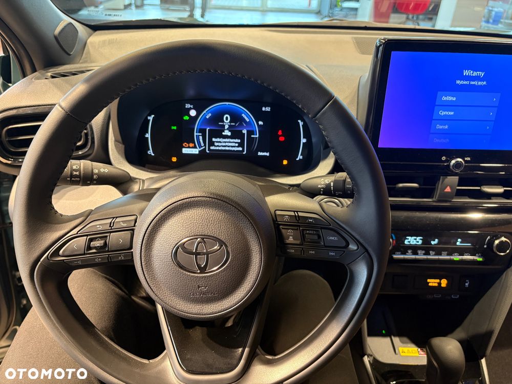 Toyota Yaris Cross - 16