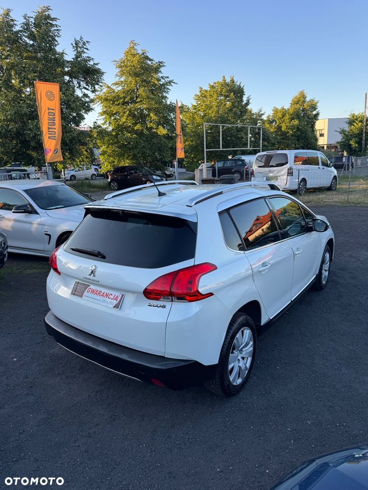 Peugeot 2008 1.6 VTi Allure - 4