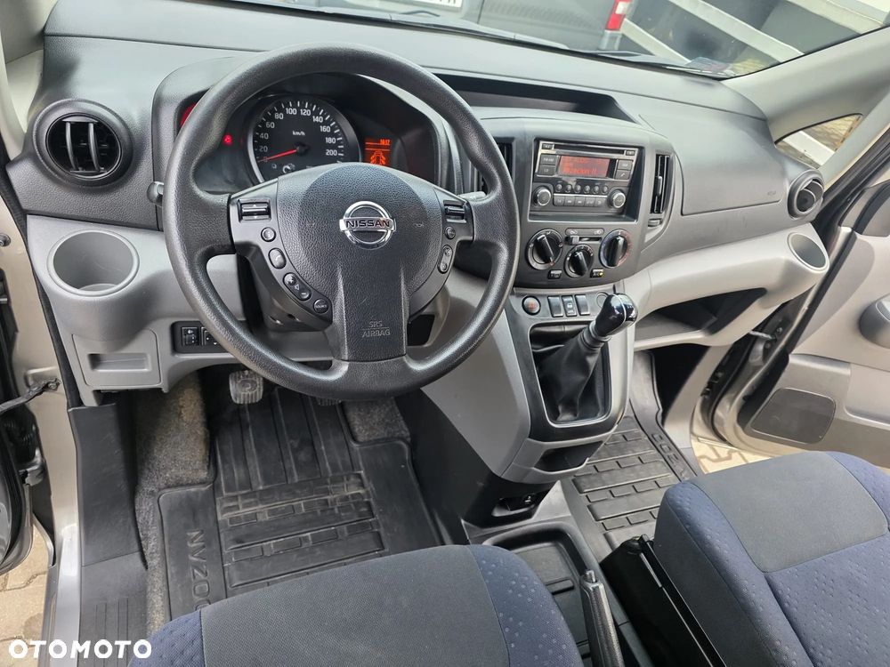 Nissan NV200 - 9
