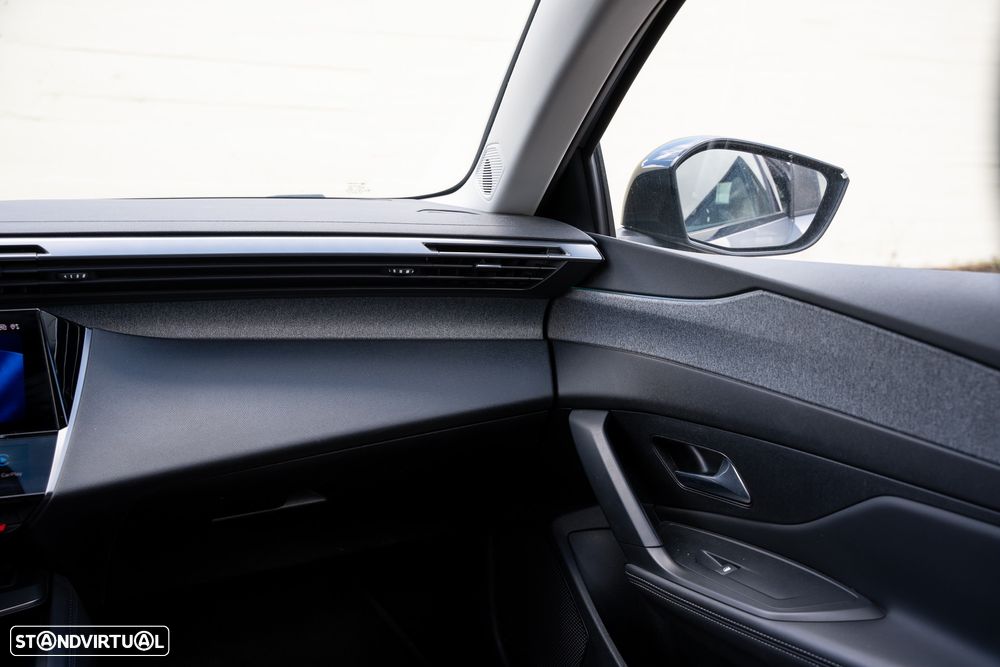 Peugeot 308 BlueHDi 130 EAT8 Allure - 14