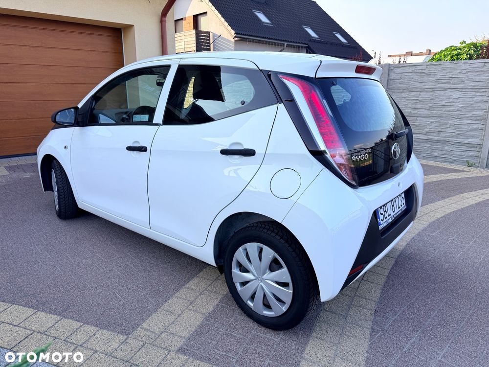 Toyota Aygo 1.0 VVT-i Sprint EU6 - 10