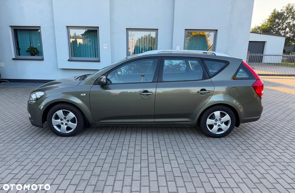 Kia Ceed 1.4 Comfort - 9