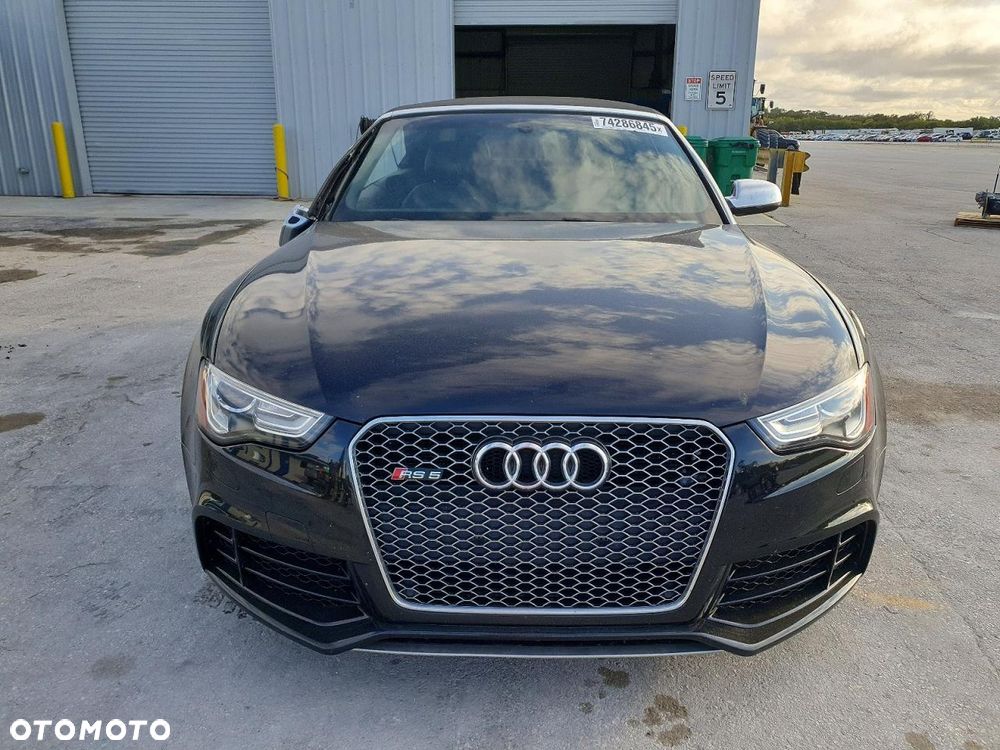 Audi RS5 Coupé - 2