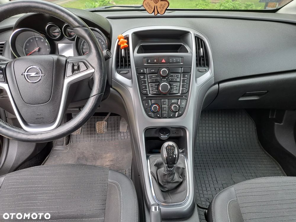 Opel Astra 1.6 Enjoy EU6 - 4