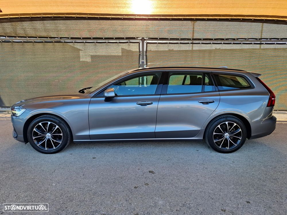 Volvo V60 2.0 D3 Momentum - 10