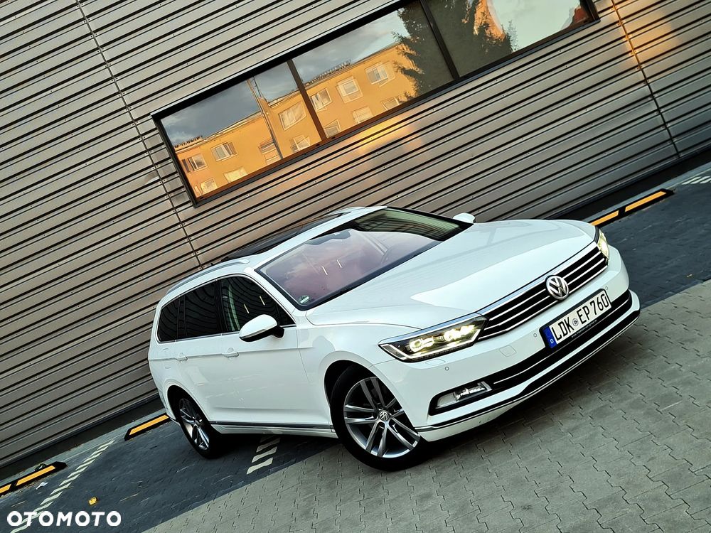 Volkswagen Passat Variant 2.0 TDI SCR DSG BlueMotion Highline - 16