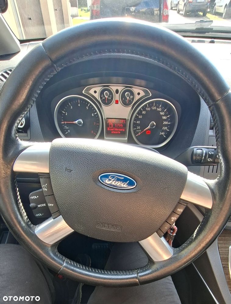 Ford C-MAX 2.0 Ghia - 20