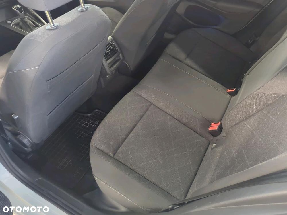 Volkswagen Golf 1.5 TSI EVO Life - 17